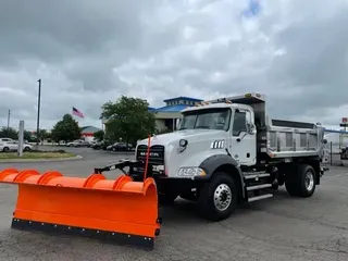 2021 Mack GR42B9