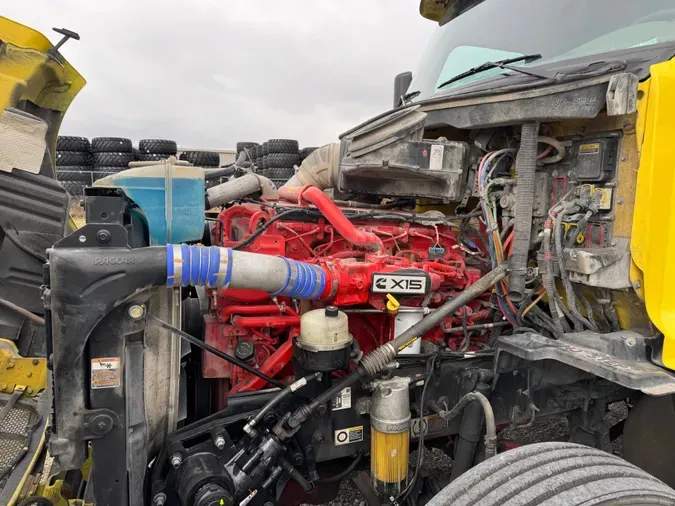 2021 Peterbilt 579e6a905c050391bcace872ddc738a0acf