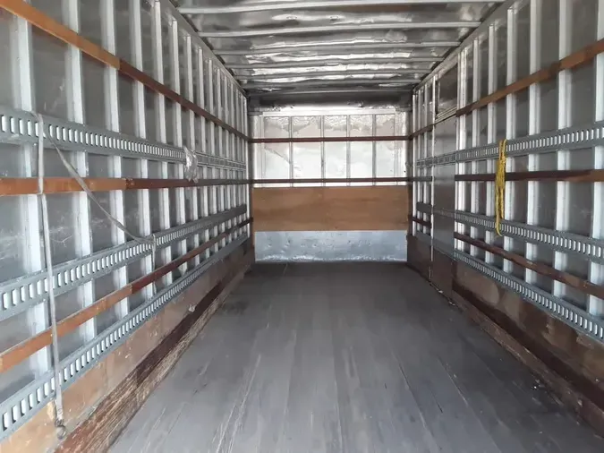 2018 FREIGHTLINER M2 106