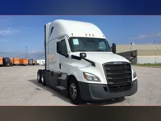 2022 Freightliner Cascadia 126