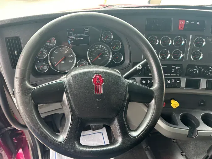 2022 Kenworth T680