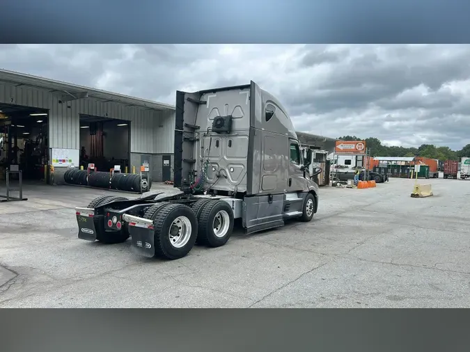 2022 Freightliner Cascadia 126e6b3ad4a3923a1aa9f57202eff6f22ec