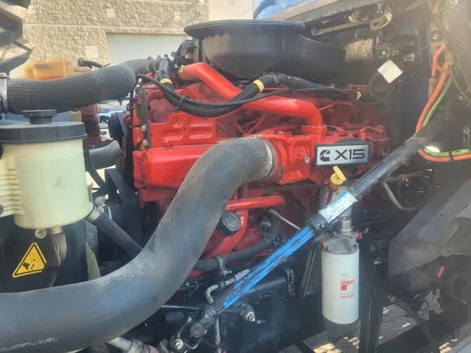 2021 International LT625