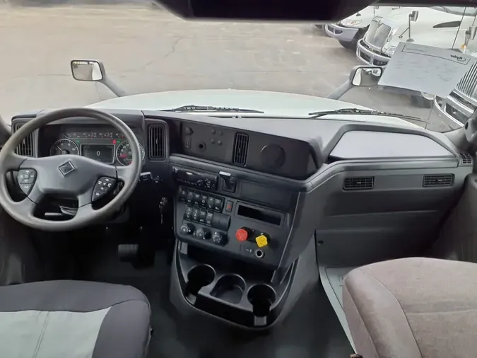 2019 NAVISTAR INTERNATIONAL LT625 SLPR CAB