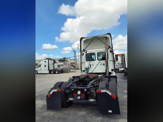 2019 FREIGHTLINER/MERCEDES NEW CASCADIA PX12664