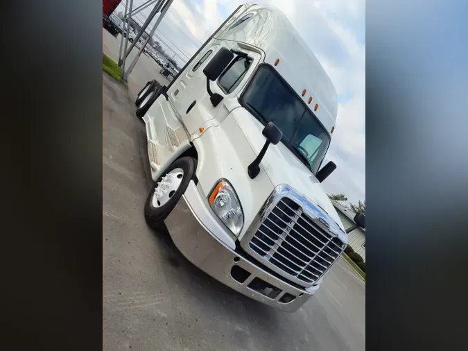 2019 FREIGHTLINER/MERCEDES CASCADIA 125