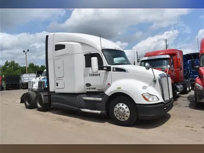 2014 KENWORTH T680