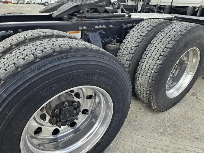 2021 FREIGHTLINER CASCADIA CA126