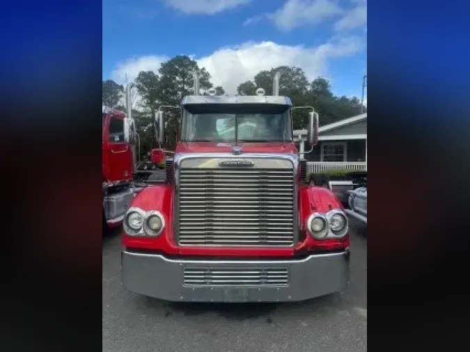 2015 FREIGHTLINER Coronado