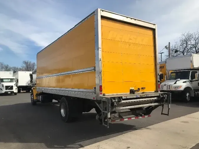 2018 Freightliner M2