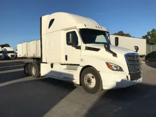 2020 FREIGHTLINER T12664ST