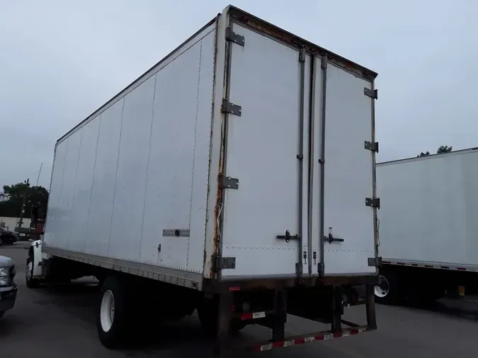 2014 FREIGHTLINER M2 106