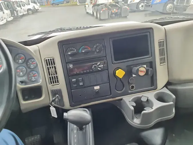 2017 NAVISTAR INTERNATIONAL 4300