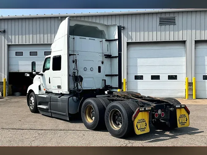 2022 INT LT625 6x4