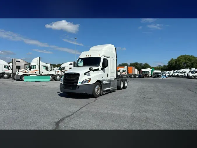 2022 Freightliner Cascadia 126