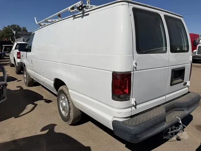 2013 FORD E250e6d094d2e6489396d31c4de311cea613