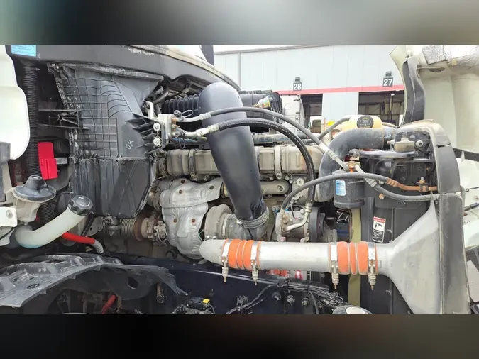 2020 Freightliner Cascadia 126