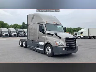2021 Freightliner Cascadia