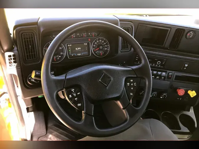 2023 INT LT625 6X4