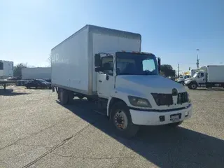 2007 HINO TRUCK 268