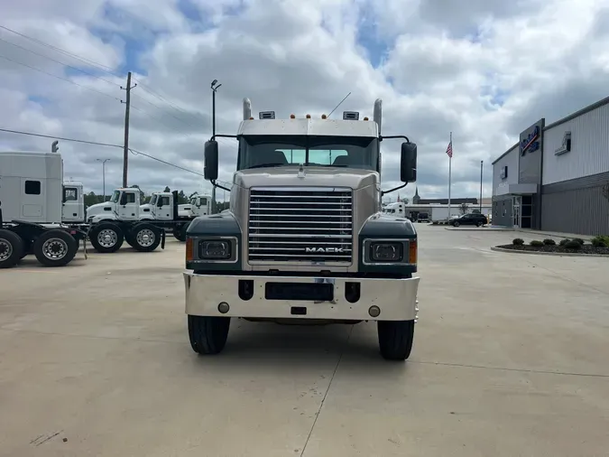 2020 MACK PI64T