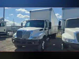 2020 NAVISTAR INTERNATIONAL MV607 (4X2)