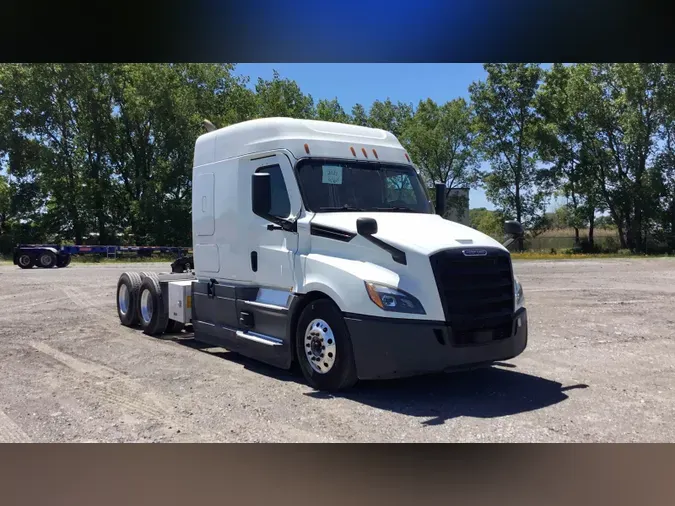 2021 Freightliner Cascadia 126e6e20266d895054d270030ef8d99ab70