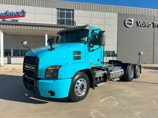 2020 MACK AN64T