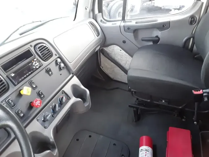 2018 FREIGHTLINER/MERCEDES M2 106e6e3e839b236ff399421fe762b1dc06f