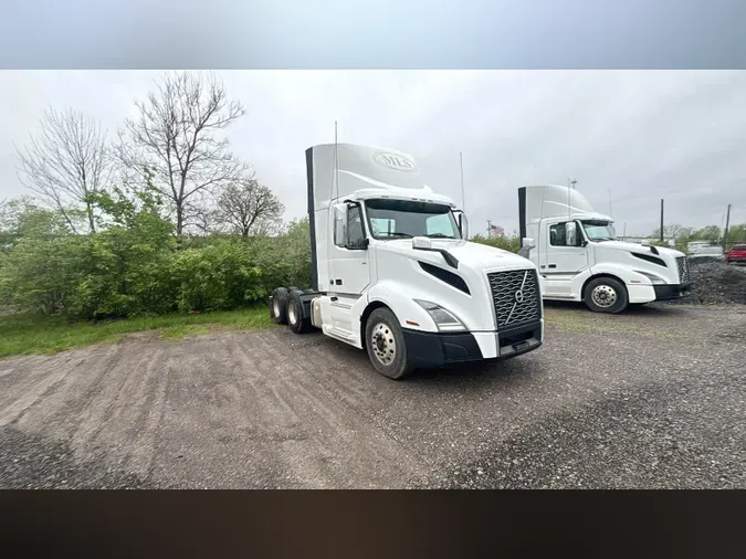 2019 Volvo VNL300e6e611db6707cd44595e8f486baaa15c