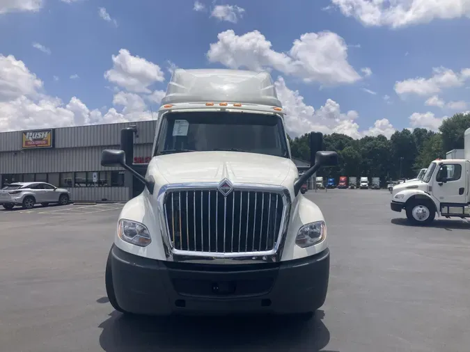 2020 International LT625