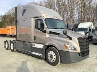 2020 Freightliner Cascadia