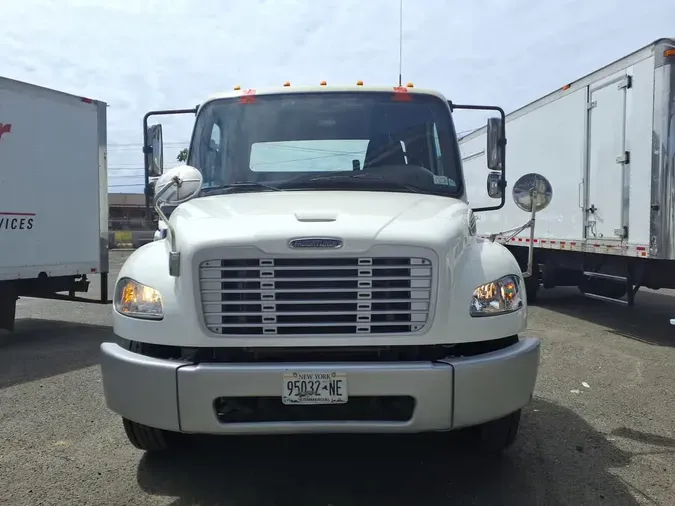 2020 FREIGHTLINER M2 106