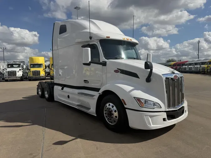 2022 Peterbilt 579