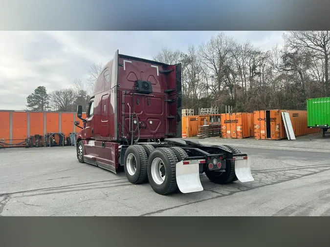 2023 Freightliner Cascadia 126e6f1ce02711864aef36a8b775d0b4cc4