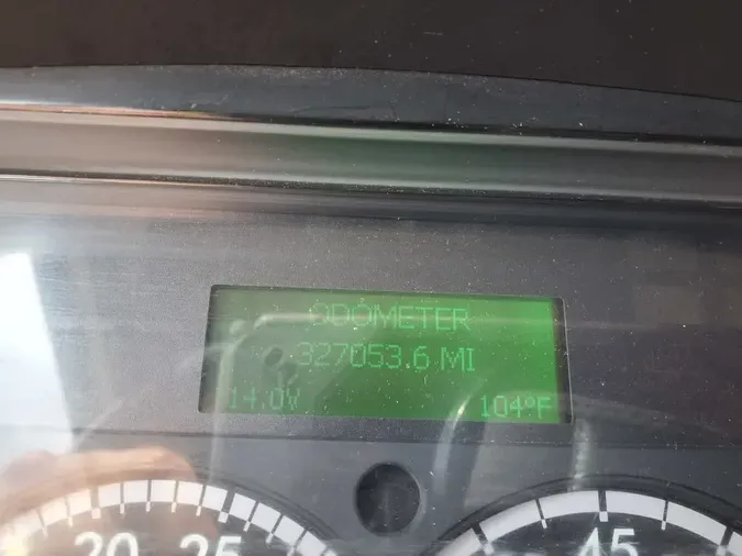 2017 FREIGHTLINER M2 106