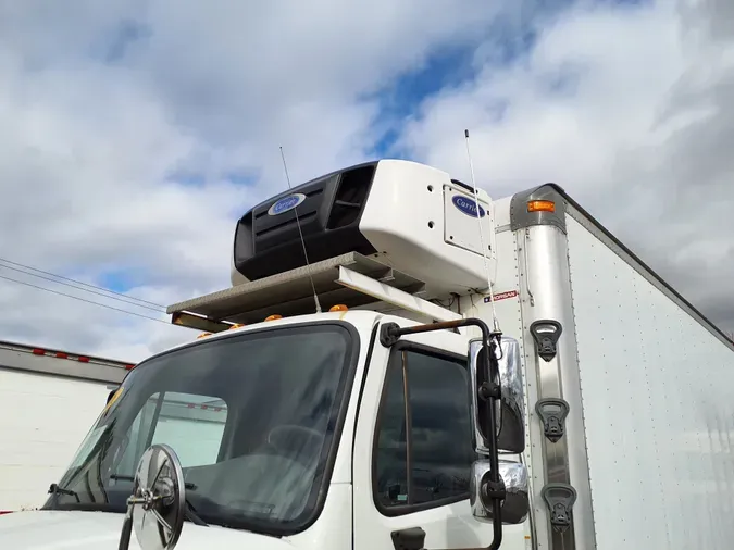 2018 FREIGHTLINER/MERCEDES M2 106