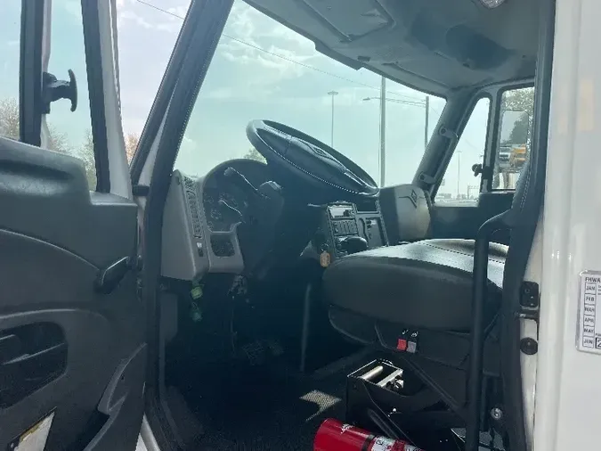 2019 International 4300