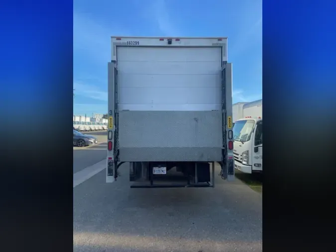 2019 FREIGHTLINER/MERCEDES M2 106