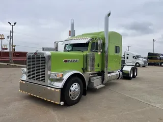 2022 Peterbilt 389