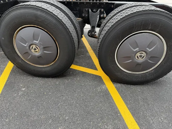 2023 International LT625