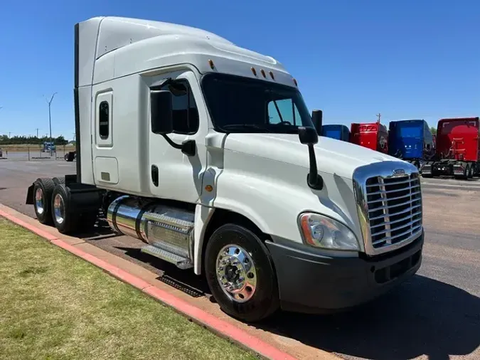 2020 FREIGHTLINER CASCADIA