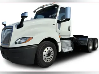2021 International LT625