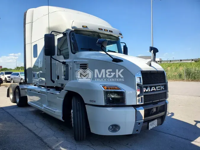 2019 MACK AN64T