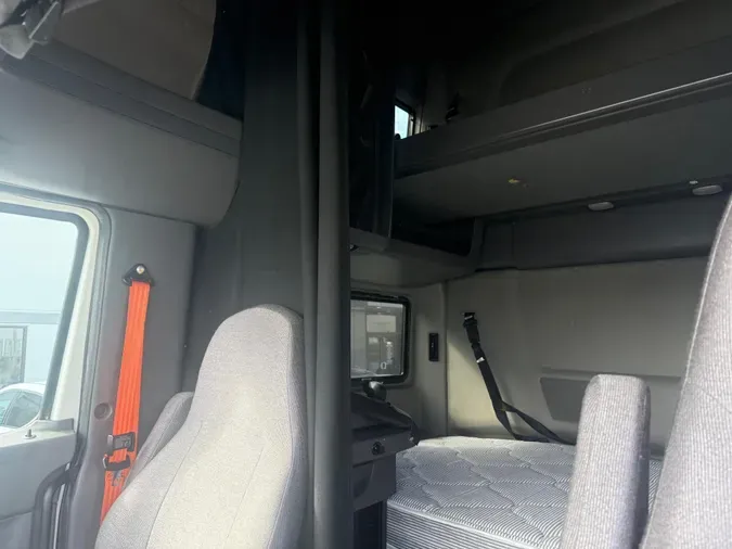 2022 International LT625