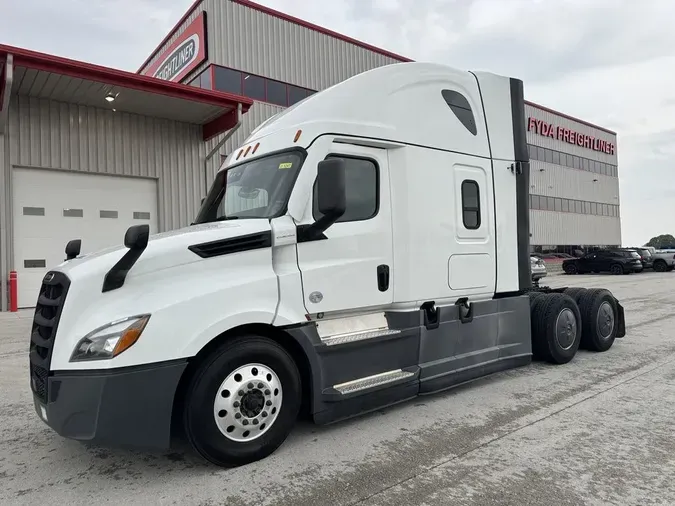 2021 Freightliner Cascadia&reg;e709a66d9d7e379f92bc91eb30610885