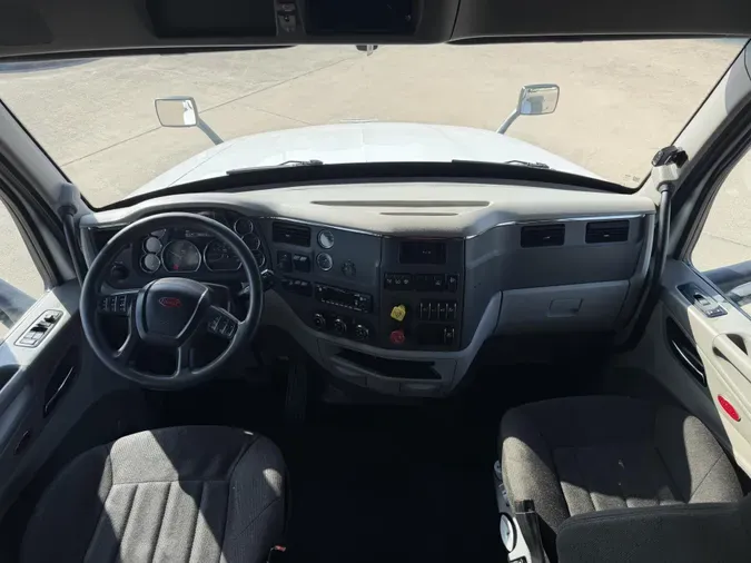 2021 Peterbilt 579