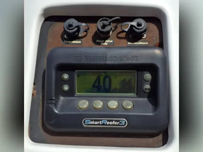 2014 VANGUARD TRAILER CORP R8000B 53/102/162e7123b46c8f667ab0c36bc0534e3f078