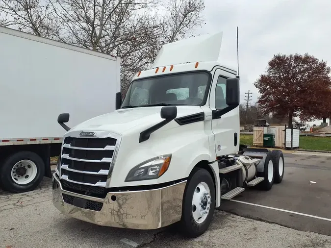 2019 FREIGHTLINER/MERCEDES NEW CASCADIA PX12664e71e77cb2775d85b565b20ed647bb75e