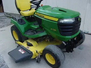 2014 John Deere X730